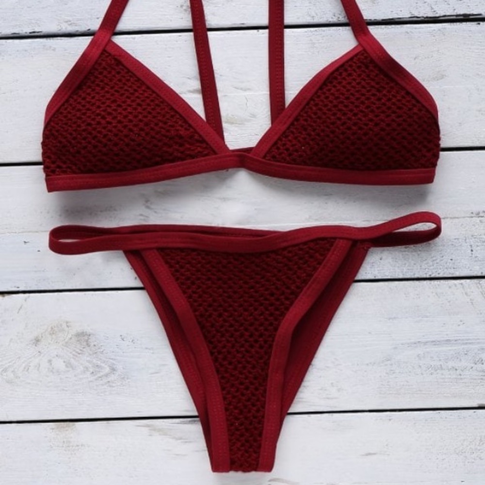 V-String Red Crochet Bikini